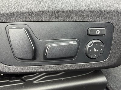 صورة مصغرة 22 لـ 2025 BMW 3 SERIES