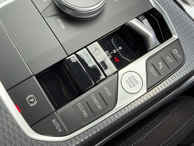 صورة مصغرة 43 لـ 2025 BMW 3 SERIES