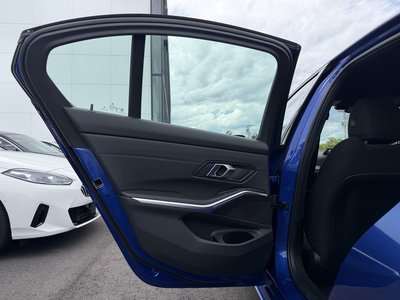صورة مصغرة 13 لـ 2025 BMW 3 SERIES