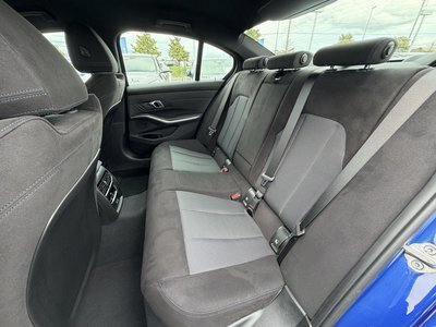 صورة مصغرة 16 لـ 2025 BMW 3 SERIES