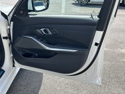 2025 BMW 3 SERIES — миниатюра 32