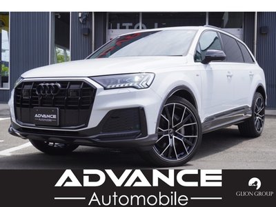 AUDI Q7 - 1