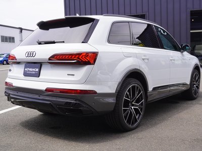 AUDI Q7 - 10