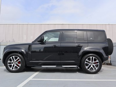 LAND ROVER DEFENDER - 3