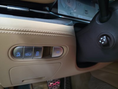2024 Genesis G90 (RS4) thumbnail 13