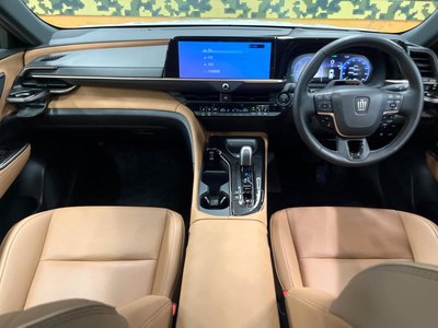 2024 Toyota CROWN SPORT 照片 2
