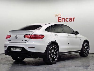 MERCEDES-BENZ GLC - 4