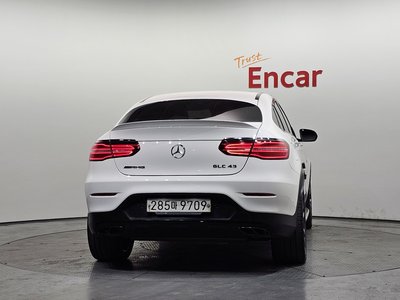 MERCEDES-BENZ GLC - 3