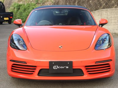 PORSCHE 718 BOXSTER - 8