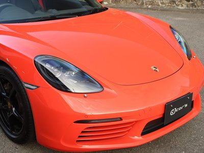 PORSCHE 718 BOXSTER - 10