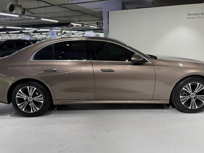 MERCEDES-BENZ E-CLASS - 9