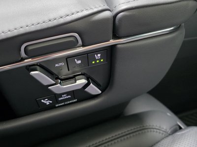 2025 Toyota ALPHARD 缩略图 30