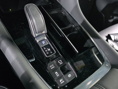 2025 Toyota ALPHARD 缩略图 12