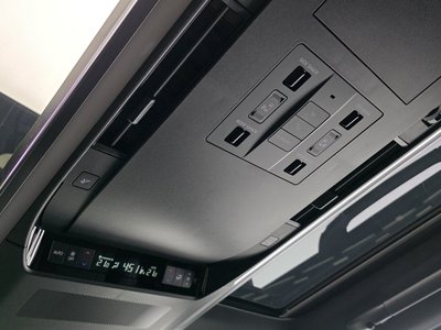 2025 Toyota ALPHARD 缩略图 34