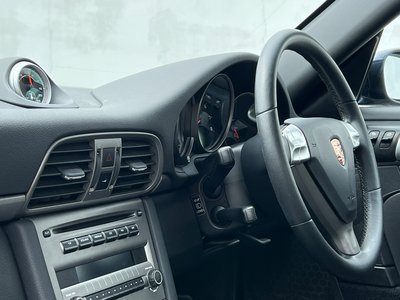 PORSCHE 911 - 4