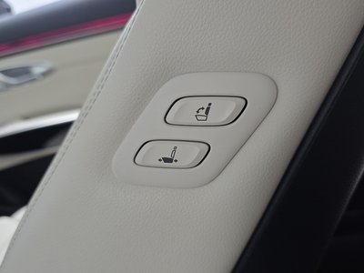 2024 Genesis GV70 — миниатюра 33