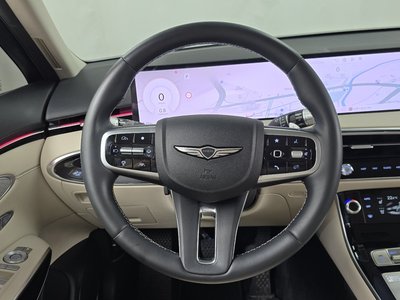 2024 Genesis GV70 — миниатюра 18