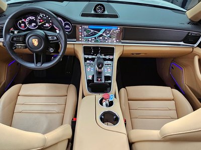 PORSCHE PANAMERA - 5