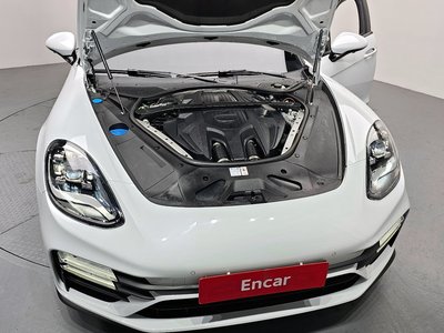 PORSCHE PANAMERA - 7