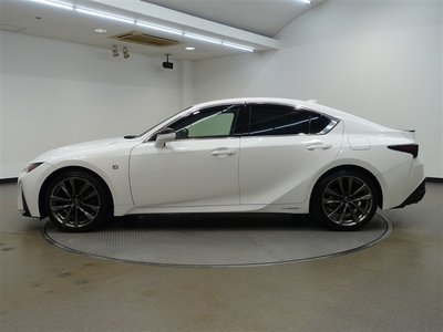 LEXUS IS - 7