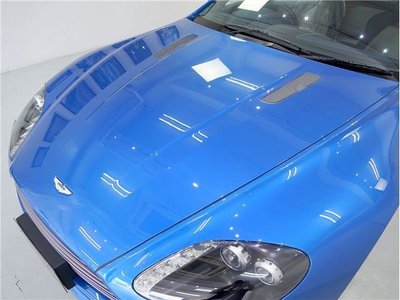ASTON MARTIN V8 VANTAGE - 8