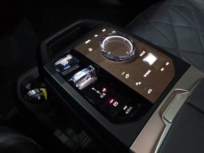 صورة مصغرة 12 لـ 2023 BMW IX
