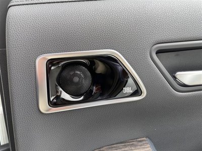 TOYOTA LAND CRUISER 300 - 6