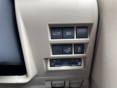 TOYOTA LAND CRUISER 300 - 8