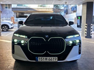 BMW 7 SERIES - 1