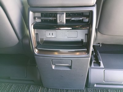 2025 Toyota ALPHARD thumbnail 72