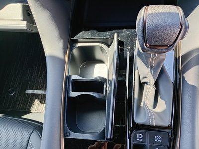 2025 Toyota ALPHARD thumbnail 48