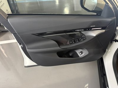 2024 BMW 5 SERIES 缩略图 19