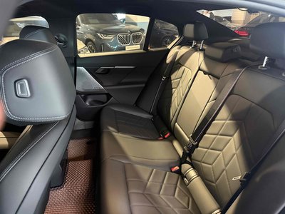2024 BMW 5 SERIES 缩略图 17