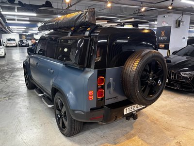 LAND ROVER DEFENDER - 4