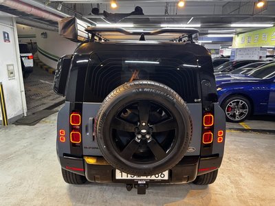 LAND ROVER DEFENDER - 3