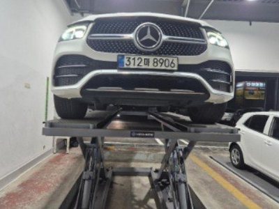 MERCEDES-BENZ GLE - 1