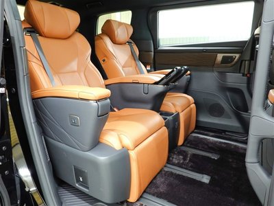 TOYOTA VELLFIRE - 10
