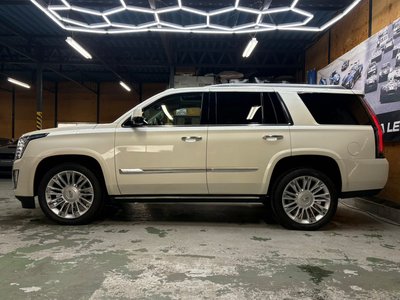 CADILLAC ESCALADE - 9