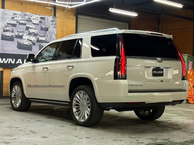 CADILLAC ESCALADE - 7