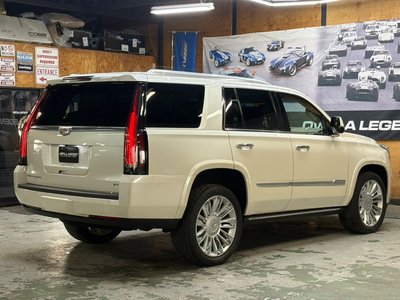 CADILLAC ESCALADE - 5