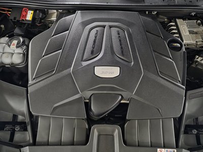 PORSCHE CAYENNE - 7