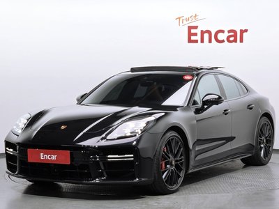 PORSCHE PANAMERA - 1