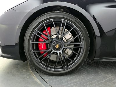 PORSCHE PANAMERA - 6