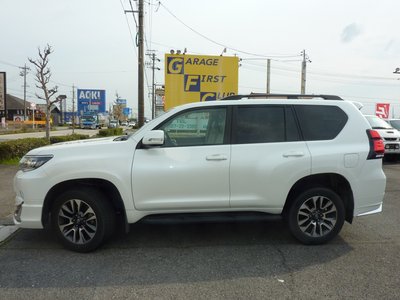 TOYOTA LAND CRUISER PRADO - 2