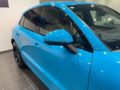 PORSCHE MACAN - 10