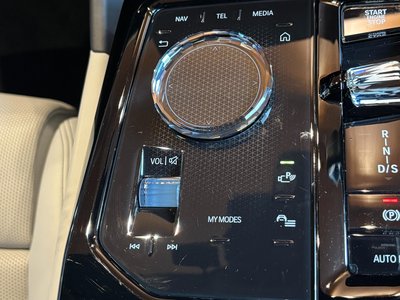2023 BMW 5 SERIES — миниатюра 25