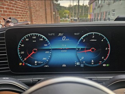 MERCEDES-BENZ GLS - 1