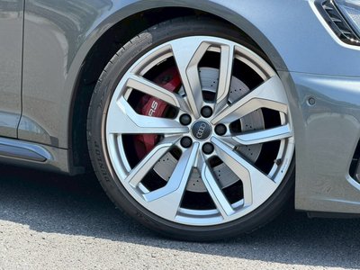 AUDI RS4 - 6
