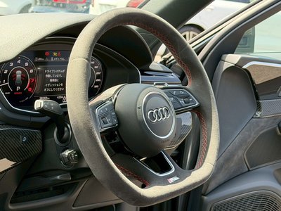 AUDI RS4 - 9