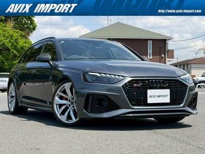 AUDI RS4 - 1